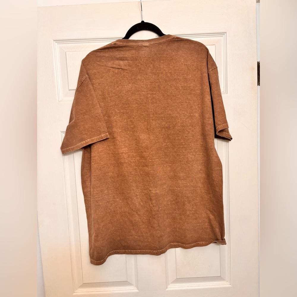 NovaMen: Brown Graphic T-Shirt - Picture 2 of 3
